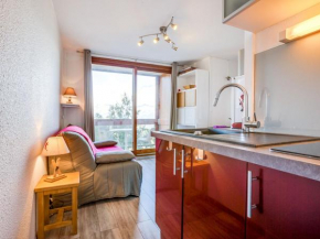 Apartment Soyouz Vanguard-82 by Interhome